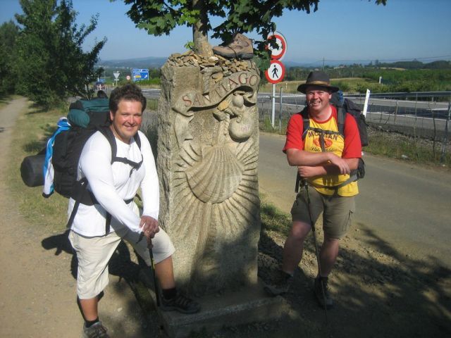 Das Musikduo Alpensterne kurz vor Santiago de Compostela